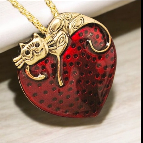 Red Enamel Cat Heart Strawberry Necklace Gold Brass 18-22" Chain Vintage NEW - Picture 6 of 7
